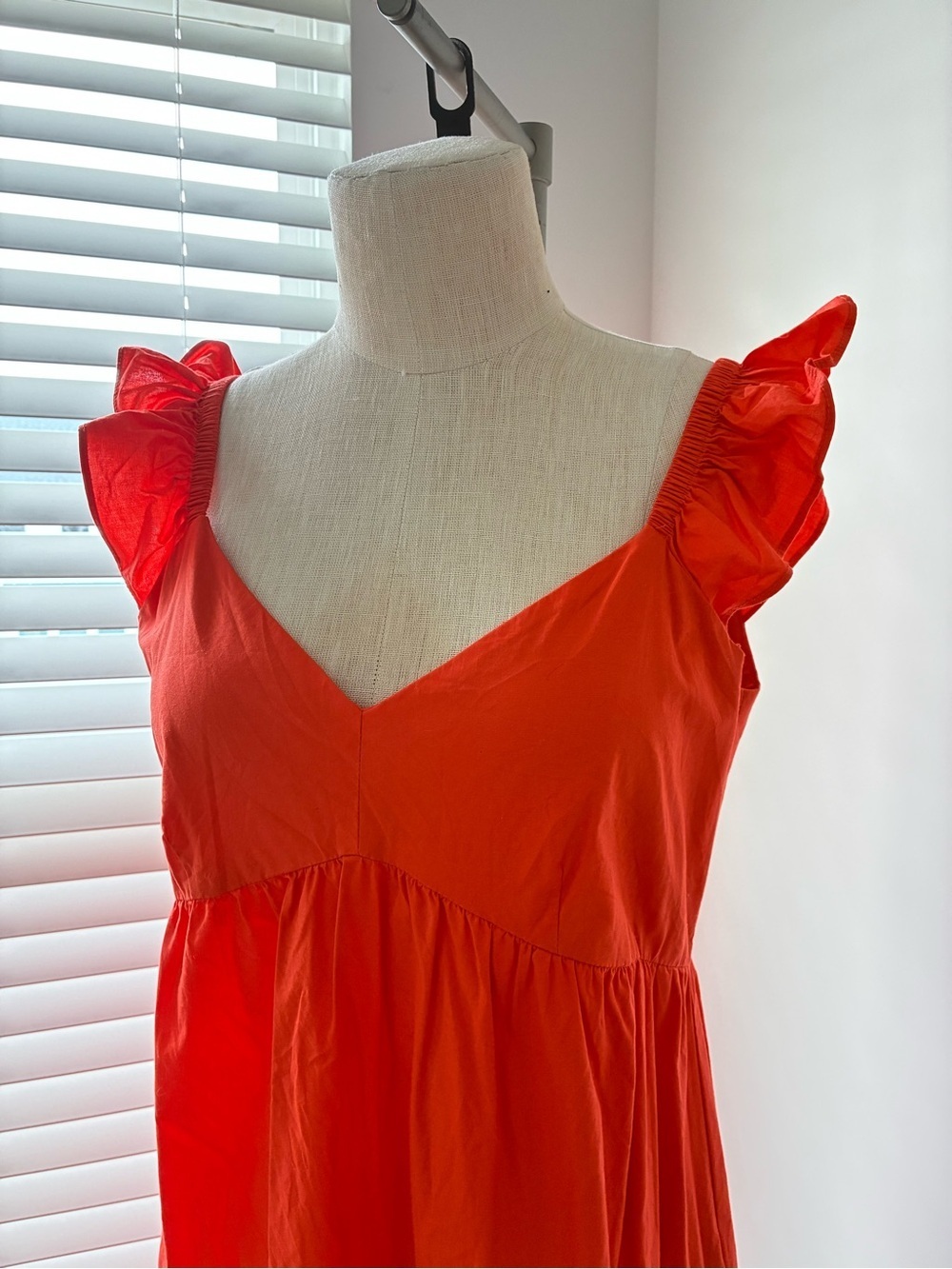 Donna Morgan Colorblock Ruffle Cap Sleeve Tiered Midi Dress - Picture 2 of 10